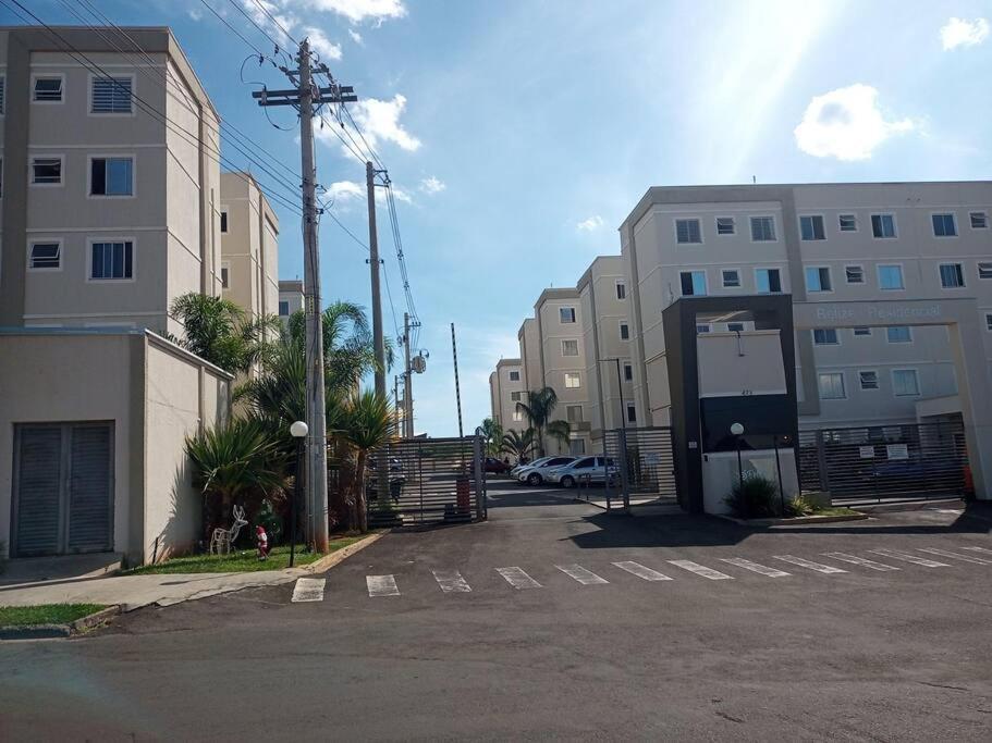 Appartamento Apartamento Locacao Diaria - Residencial Belize Botucatu Esterno foto